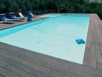 Piscina fuori terra a elle